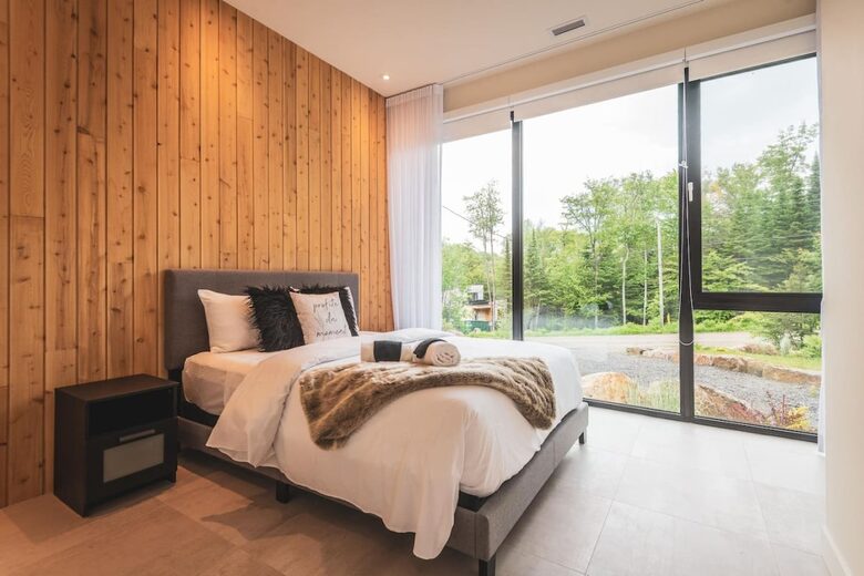 Contemporary Forest Escape Near Mont-Tremblant - Les Laurentides, Canada