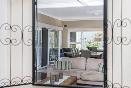 Refined Coastal Haven Near Dawesville’s Best Beaches - Dawesville, Australia