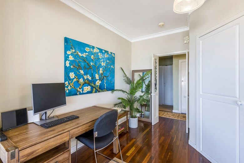 Refined Coastal Haven Near Dawesville’s Best Beaches - Dawesville, Australia