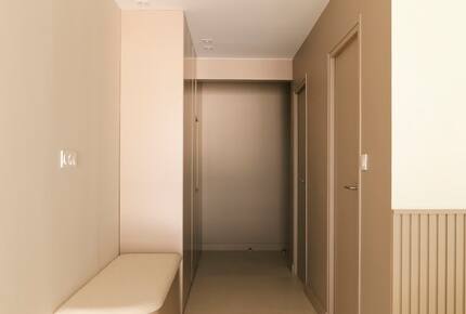 Refined Oceanfront Apartment Above Côte des Basques - Biarritz, France