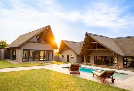 Elegant Eco-Luxury Overlooking the Kruger Wilderness - Hectorspruit, South Africa