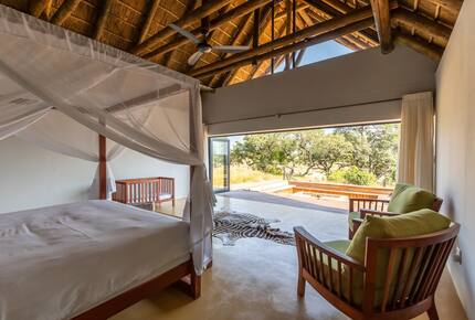 Elegant Eco-Luxury Overlooking the Kruger Wilderness - Hectorspruit, South Africa