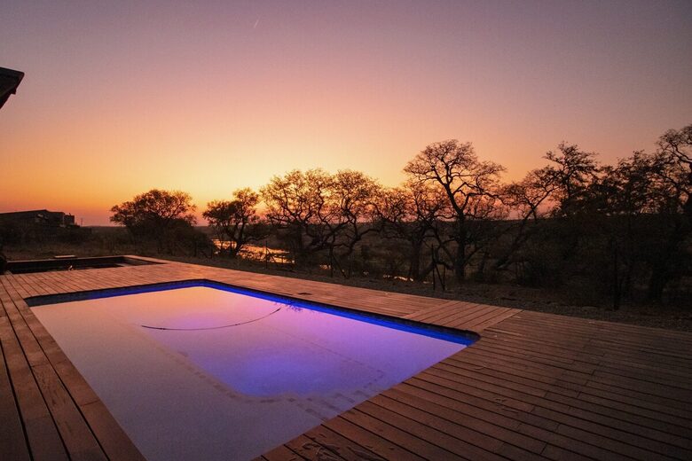 Elegant Eco-Luxury Overlooking the Kruger Wilderness - Hectorspruit, South Africa