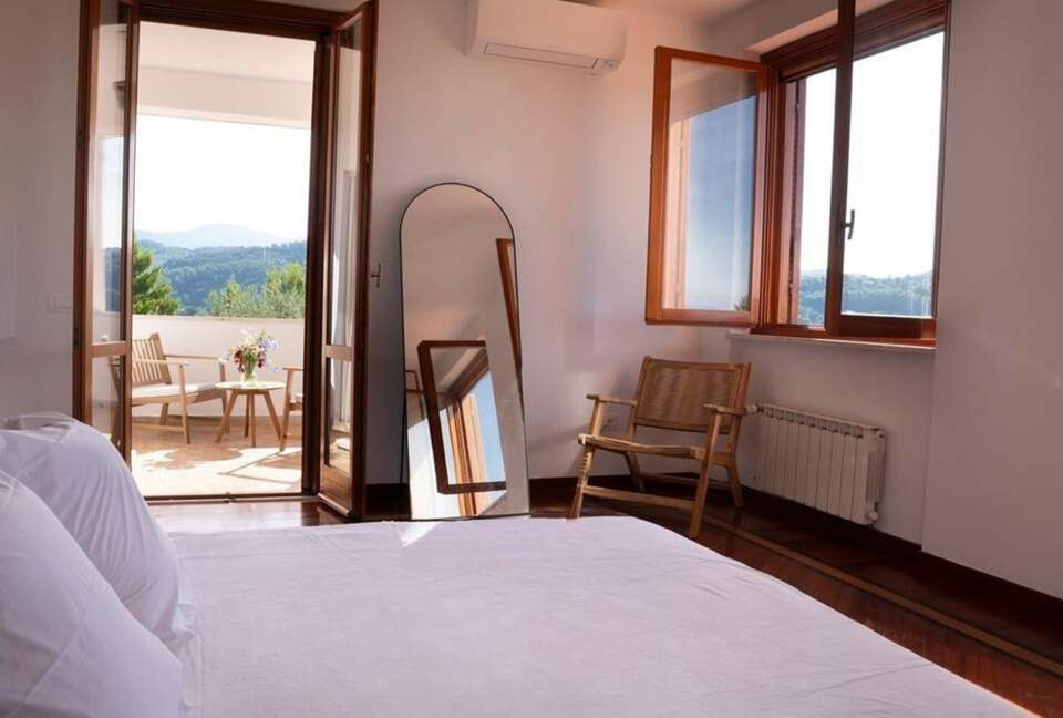 Refined Umbrian Retreat with Countryside Views - Terni, Italy