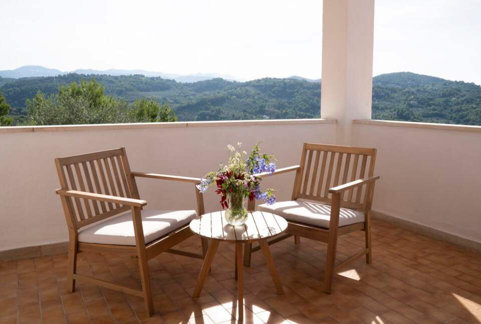 Refined Umbrian Retreat with Countryside Views - Terni, Italy
