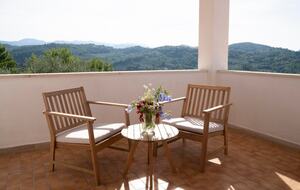 Refined Umbrian Retreat with Countryside Views - Terni, Italy