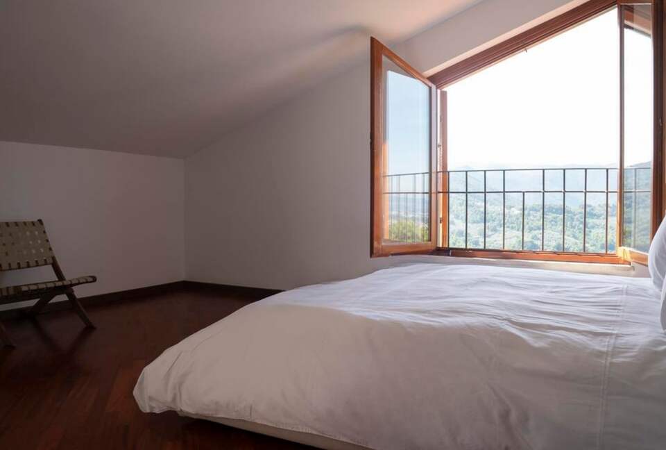 Refined Umbrian Retreat with Countryside Views - Terni, Italy