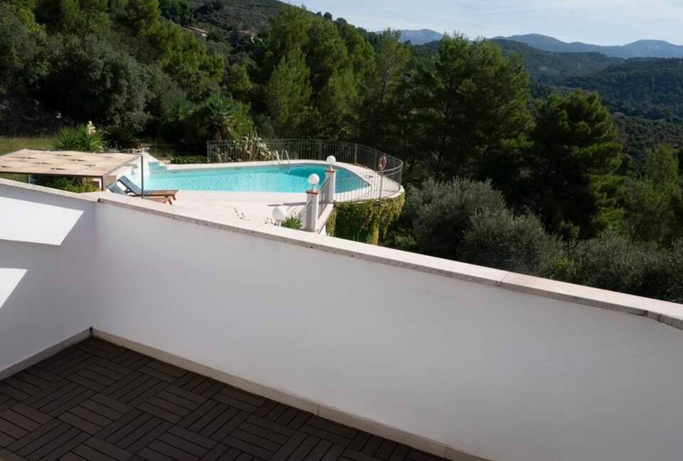 Refined Umbrian Retreat with Countryside Views - Terni, Italy