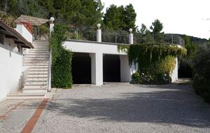 Refined Umbrian Retreat with Countryside Views - Terni, Italy