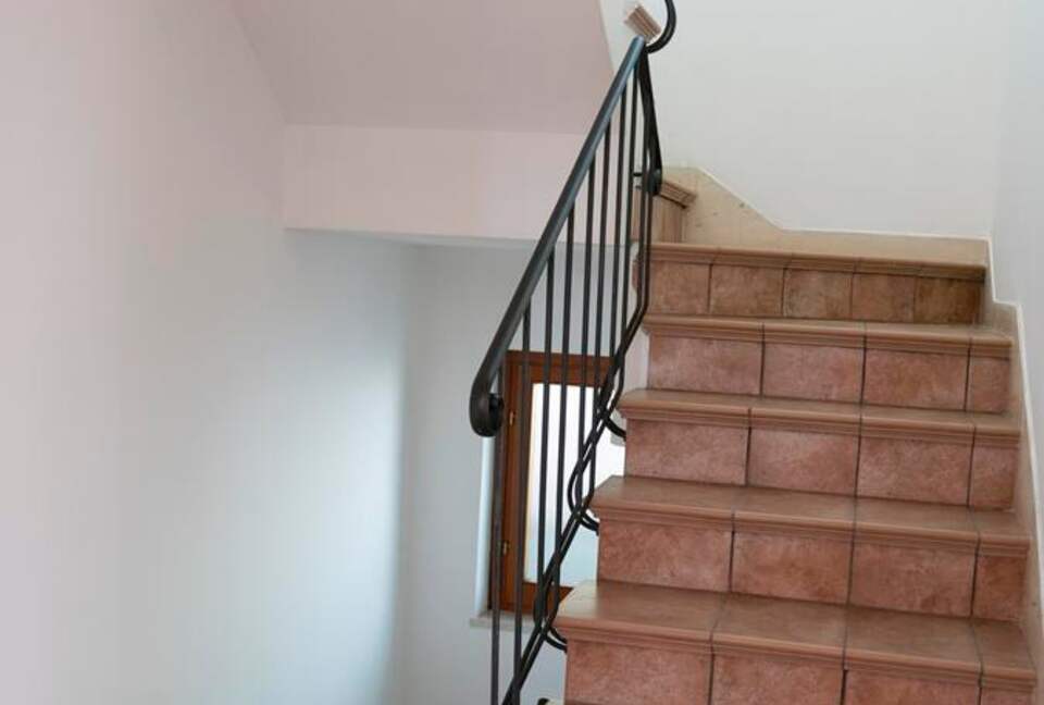 Refined Umbrian Retreat with Countryside Views - Terni, Italy