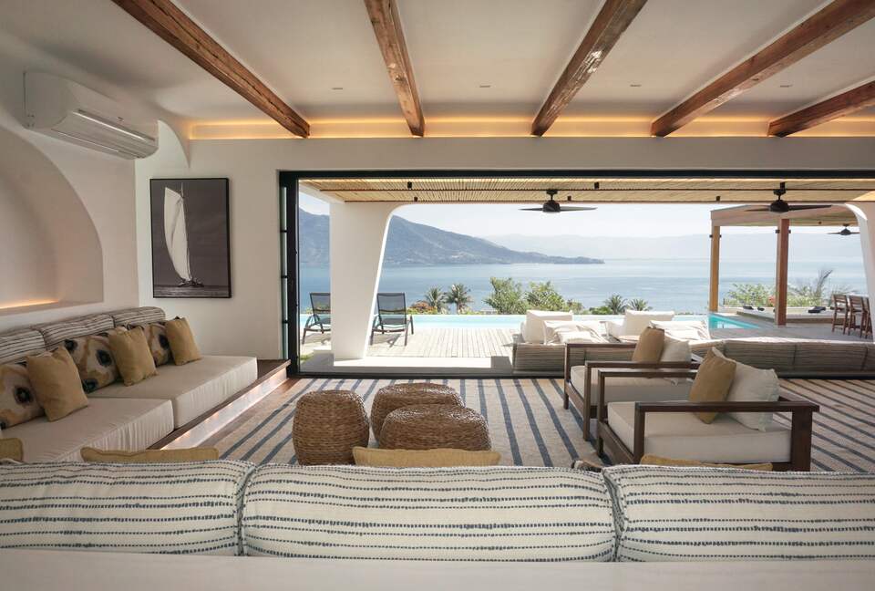 Sophisticated Ilhabela Escape with Elevated Sea Views - Ilhabela, Brazil