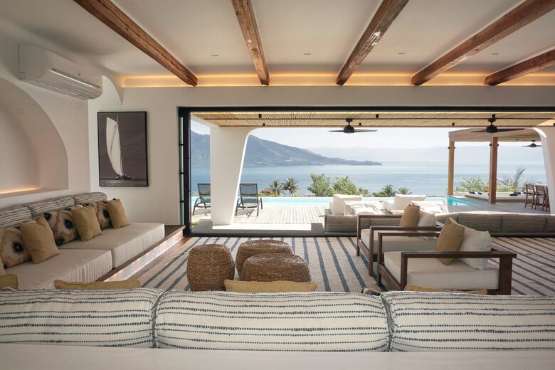 Sophisticated Ilhabela Escape with Elevated Sea Views - Ilhabela, Brazil