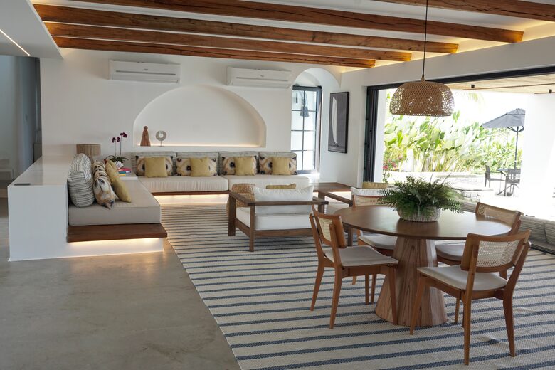 Sophisticated Ilhabela Escape with Elevated Sea Views - Ilhabela, Brazil