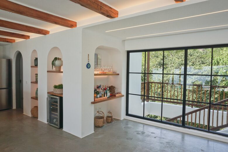 Sophisticated Ilhabela Escape with Elevated Sea Views - Ilhabela, Brazil