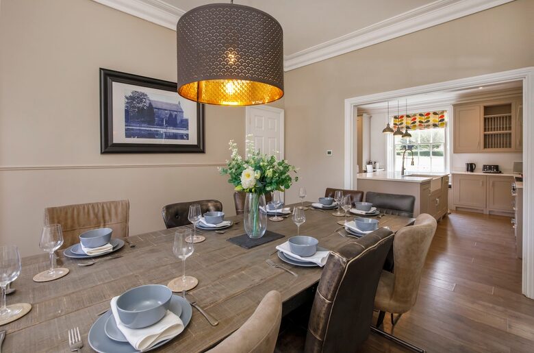 Graceful Georgian Farmhouse Overlooking the Village Green - Askham Richard, York, United Kingdom