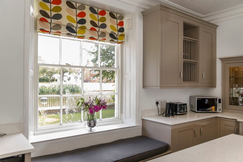 Graceful Georgian Farmhouse Overlooking the Village Green - Askham Richard, York, United Kingdom