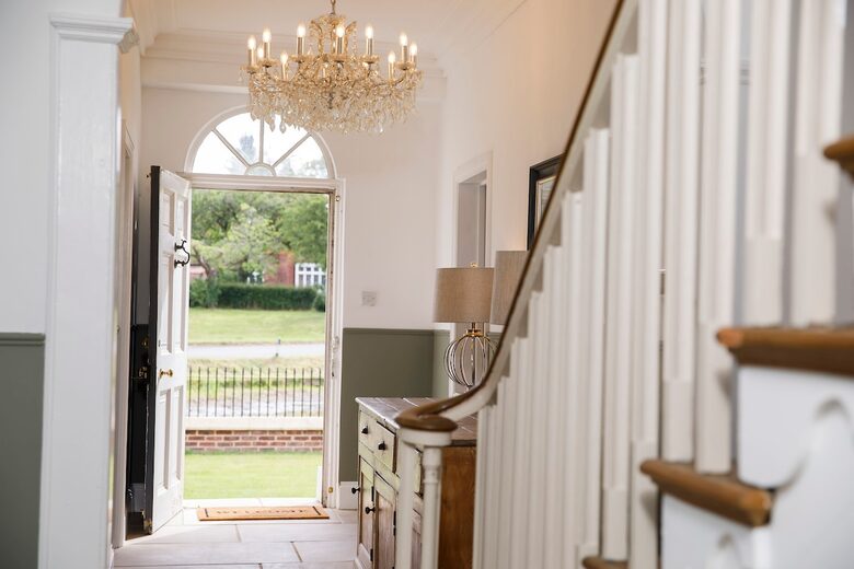 Graceful Georgian Farmhouse Overlooking the Village Green - Askham Richard, York, United Kingdom