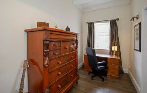 Graceful Georgian Farmhouse Overlooking the Village Green - Askham Richard, York, United Kingdom