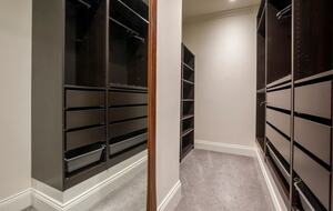 Graceful Georgian Farmhouse Overlooking the Village Green - Askham Richard, York, United Kingdom