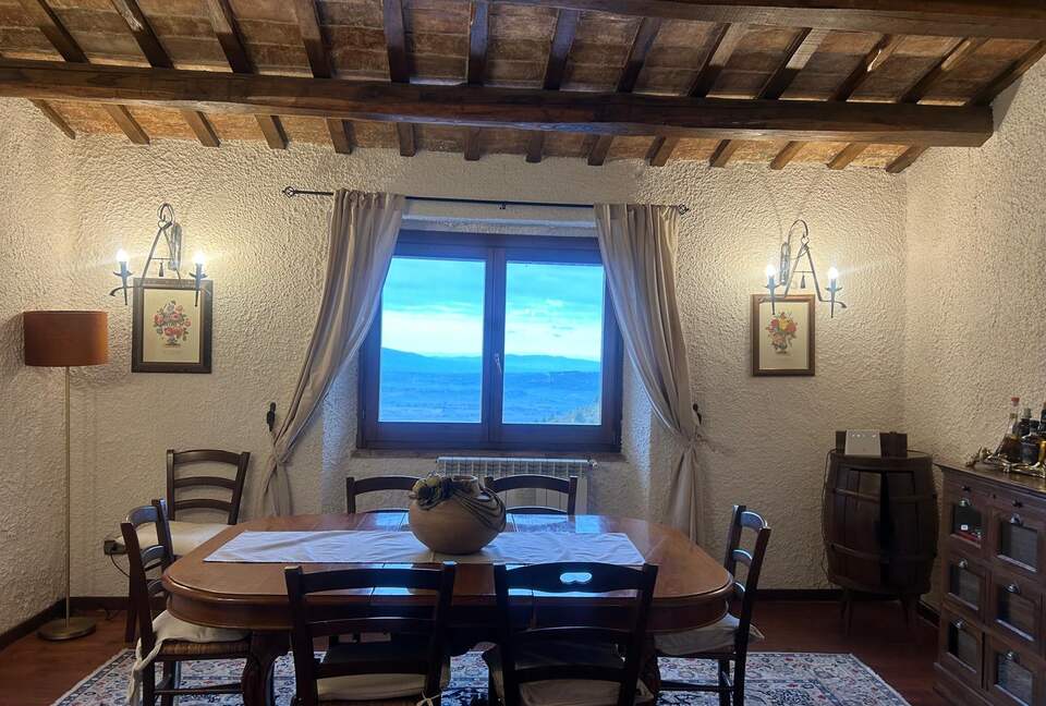 A Refined Country Estate in Umbria - Trevi, Italy