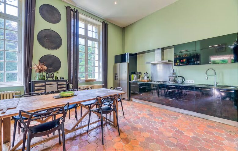 Château Blanc | Elegant 19th-Century Château with Grand Grounds - Grainville-Ymauville, France