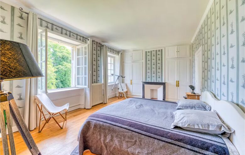 Château Blanc | Elegant 19th-Century Château with Grand Grounds - Grainville-Ymauville, France