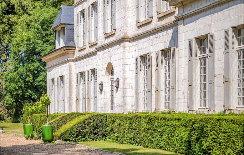 Château Blanc | Elegant 19th-Century Château with Grand Grounds - Grainville-Ymauville, France