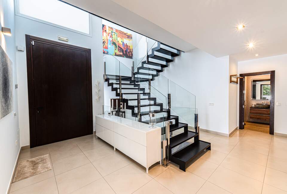 Refined Marbella Villa with Pool & Lush Gardens - Marbella, Spain