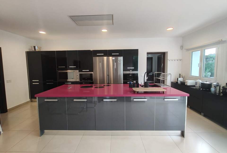 Refined Marbella Villa with Pool & Lush Gardens - Marbella, Spain