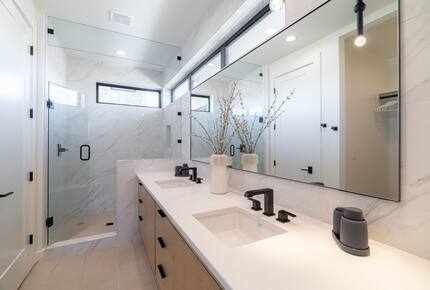 Lagoonfront Luxury Escape with Private Pool & Sky Decks - St. George, Utah