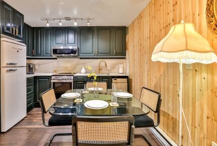 Catskills Ski-In/Ski-Out Retreat - Lanesville, New York