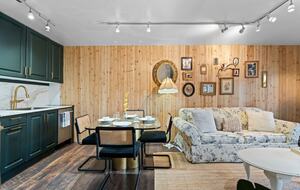 Catskills Ski-In/Ski-Out Retreat - Lanesville, New York