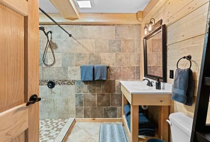 Highlands Drive Mountain Retreat - Lanesville, New York