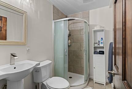 Elegant Mountainside Escape with Direct Hunter Mountain Access - Lanesville, New York