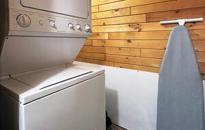 Catskills Ski-In/Ski-Out Retreat - Lanesville, New York