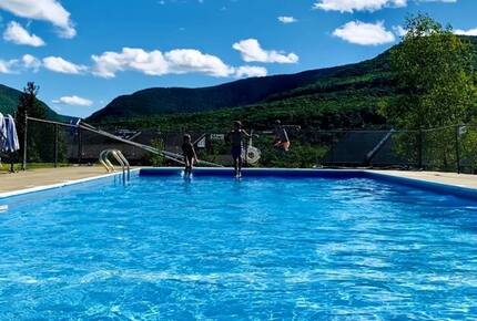 Catskills Ski-In/Ski-Out Retreat - Lanesville, New York