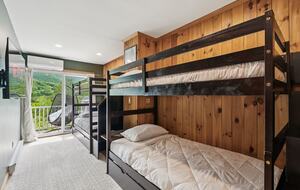 Refined Catskills Retreat with Sauna and Scenic Views | Scribners Catskills Lounge - Tannersville, New York