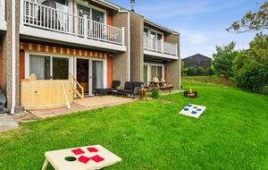 Refined Catskills Retreat with Sauna and Scenic Views | Scribners Catskills Lounge - Tannersville, New York