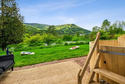 Refined Catskills Retreat with Sauna and Scenic Views | Scribners Catskills Lounge - Tannersville, New York