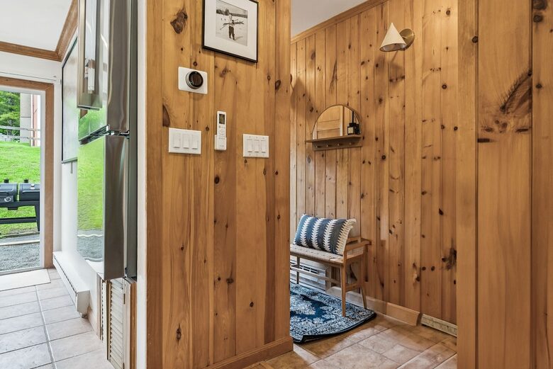 Refined Catskills Retreat with Sauna and Scenic Views | Scribners Catskills Lounge - Tannersville, New York