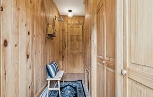 Refined Catskills Retreat with Sauna and Scenic Views | Scribners Catskills Lounge - Tannersville, New York