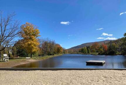 Refined Catskills Retreat with Sauna and Scenic Views | Scribners Catskills Lounge - Tannersville, New York