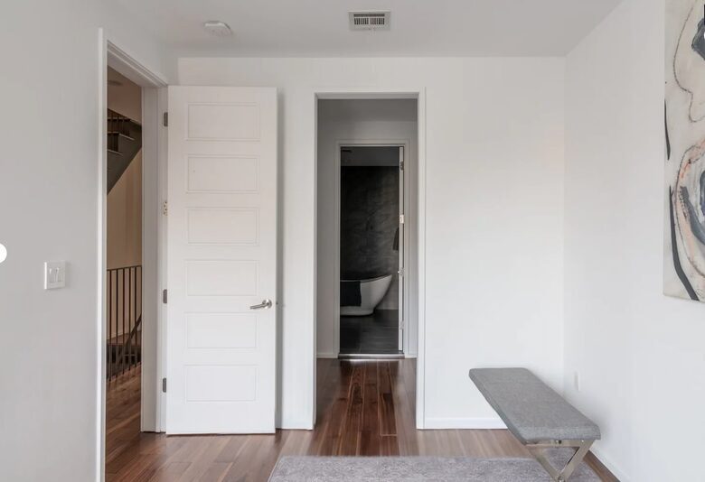 Stylish Brownstone Retreat in the Heart of Historic Brooklyn - Brooklyn, New York