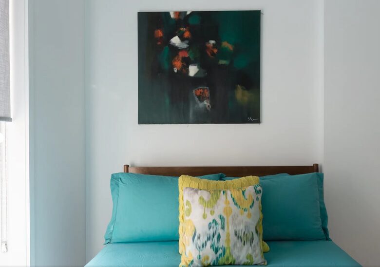 Stylish Brownstone Retreat in the Heart of Historic Brooklyn - Brooklyn, New York