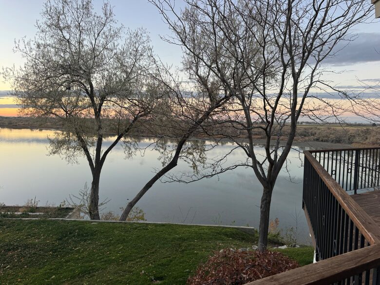 Elegant Idaho Home Overlooking the Snake River - Burley, Idaho