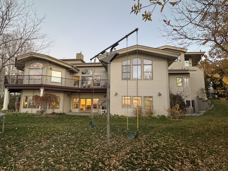 Elegant Idaho Home Overlooking the Snake River - Burley, Idaho