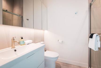 Contemporary Forest Escape Near Mont-Tremblant - Les Laurentides, Canada