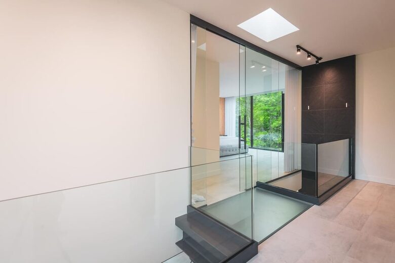 Contemporary Forest Escape Near Mont-Tremblant - Les Laurentides, Canada