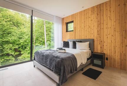 Contemporary Forest Escape Near Mont-Tremblant - Les Laurentides, Canada