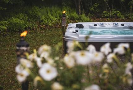 Contemporary Forest Escape Near Mont-Tremblant - Les Laurentides, Canada